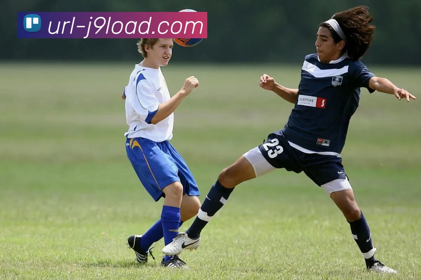 南斯表现起伏10投仅中2罚球稳健贡献11分并抢下5个前板与3次抢断